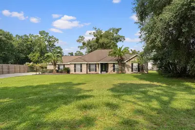 Image de Spacious Foley Retreat with Fenced Yard, Pet Friendly