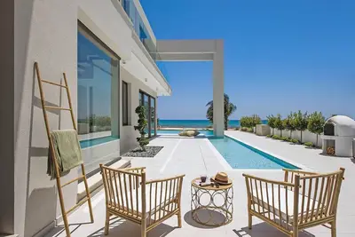 Image de Thrilling Beachfront Cyprus Villa | Villa Poseidon | 6 Bedrooms | Breathtaking