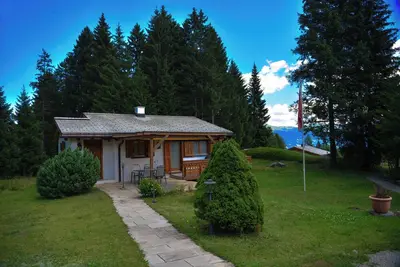 Image de Charming 3-bedroom chalet in Brambrüesch near Lenzerheide