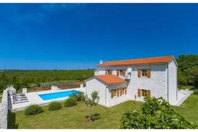 Image de Villa Veronika Rebići with swimming pool 2 km from the beach