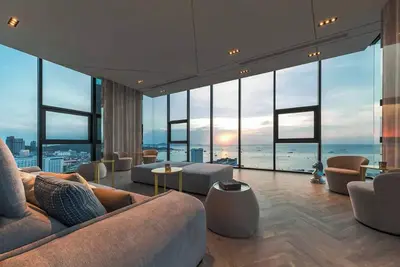 Image de Appartement de 2 chambres et grand salon au centre de Pattaya