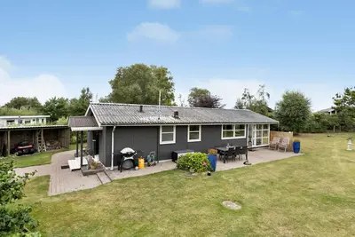 Image de Superbe maison à Frederikshavn avec Wi-Fi