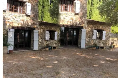 Image de A 4 km de Cotignac    Maison provençale en pleine nature