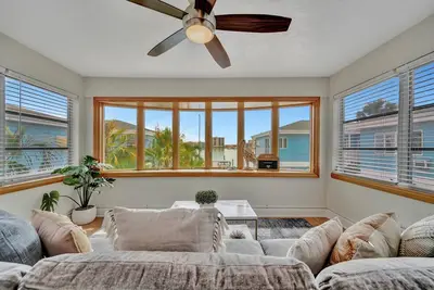 Image de Heated Pool Resort Condo | Waterview 2 Bed Suite!