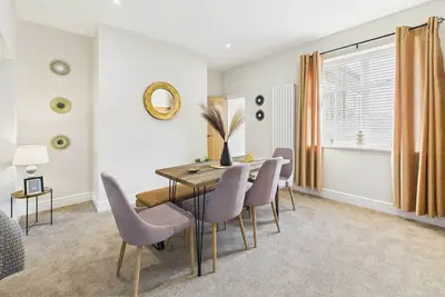 Image de Host & Stay | Jomor House