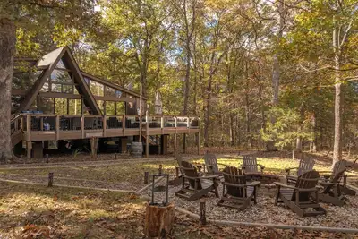 Image de The Rustic at Hummingbird Hollow by Innsbrook Vacations!