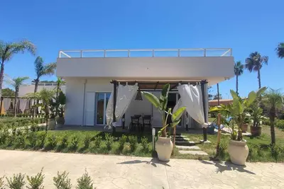 Image de Perla Gialla seafront & garden