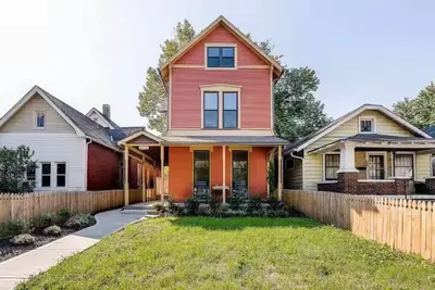 Image de Near Downtown Indy & Attractions - Sleeps 10