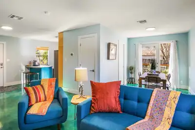 Image de Chill in Cherrywood close to Ut, Downtown, Restaurants