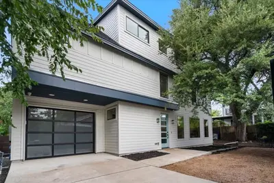 Image de Luxury 4br East Austin Home w/ Pool & Game Room