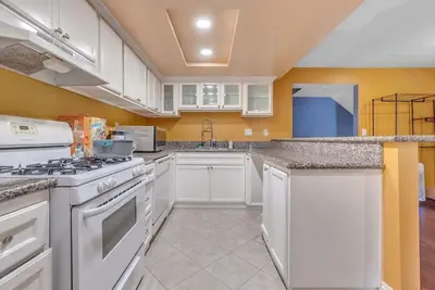 Image de Adorable 2-bedroom condo in Inglewood