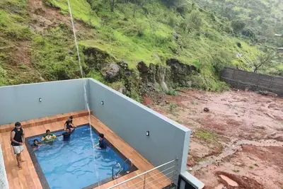 Image de Mountain View & Spacious 6-bedroom bungalow in Lonavala with Pool