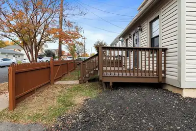 Image de Charming 2 Bed/2 Full Bath Single house in terrific Arlington, Va