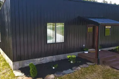 Image de Cozy, new cottage close to Conley Bottom/Lake Cumberland!