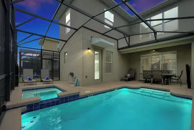 Image de Villa with Pool  Minutes to Disney  2 Free Clubs