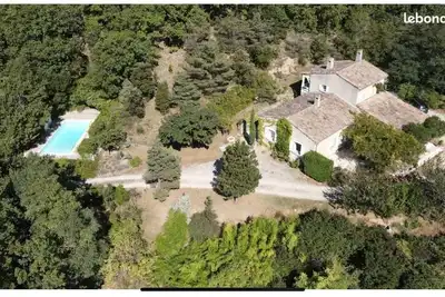 Image de Grande maison familiale avec piscine au cœur de la Drôme provençale