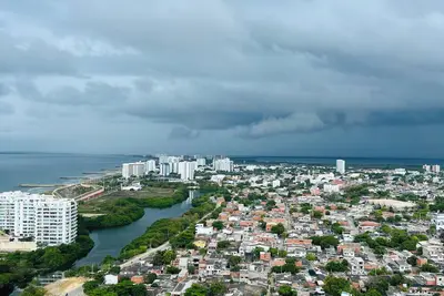 Image de 31st floor apartment with sea view, ideal for families.