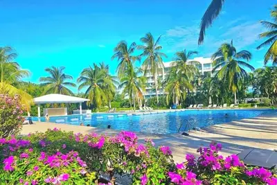 Image de Acapulco Diamante Lake View with Outward-Facing Balcony