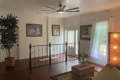 Image de Charming 3-bedroom house in fantastic Newnan with Ac. 25 minutes from airport.