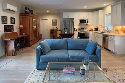 Image de Austin Groove Studio - Private Casita with a Music Vibe