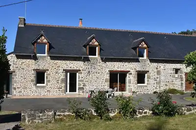Image de Gîte La Mancellière Ambrières, Grand jardin, jeux & pétanque