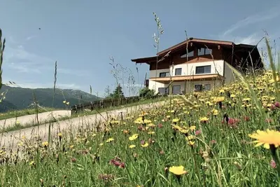 Image de Appartement à Unken avec Wi-Fi et parking