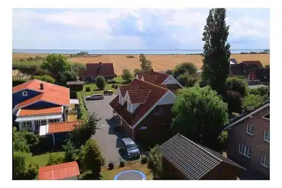 Image de Appartement de vacances à Gollendorf avec terrasse