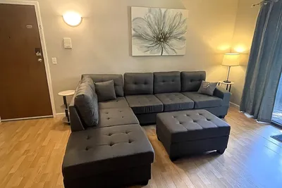 Image de Pet friendly updated 2bd condo