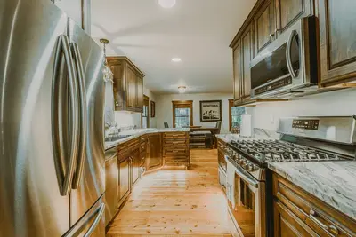 Spotted Bear Cabin - For 6