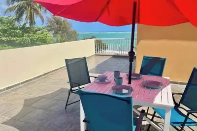 Image de Top-floor Condo w/ Ocean View & Terrace