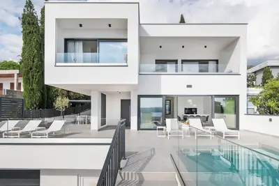 Image de New Beach villa, beautiful sea view - by Traveler Reisebüro Krk - Id 2000