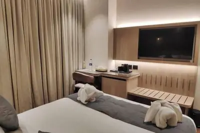 Image de Deluxe room in Midc Andheri E