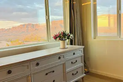 Image de Scenic Desert Retreat • Views, Stargazing & Near Grand Canyon West