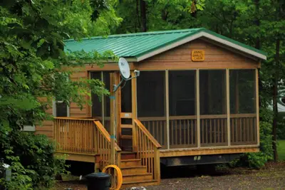 Image de Charming 2 bedroom cabin at a resort near Hinckley, located near the Wi border