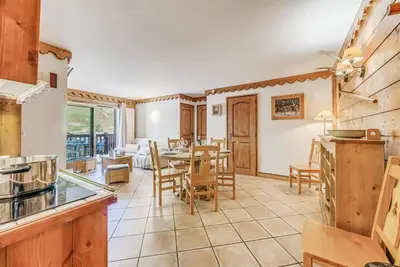 Image de 1er étage, balcon, télévision, casier à ski, 64m², Tignes