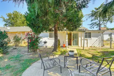 Image de Pet-Friendly Unit w/ Yard Near Sacramento River!