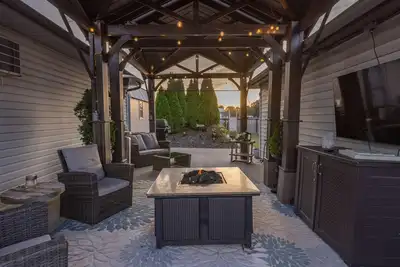 Image de Mtl Hunting Layaway & Outdoor Hangout