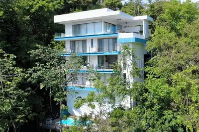 Image de La Maison Blanche: 3 Apartments / 4 Bedrooms, Private Pool, Nature & Wildlife