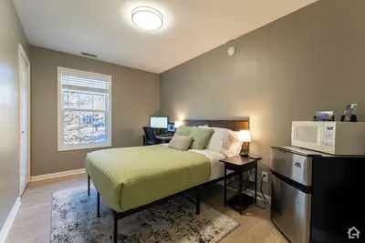 Image de The Carrboro Homestead, King Bed, Expansive Patio, Walkable Attractions