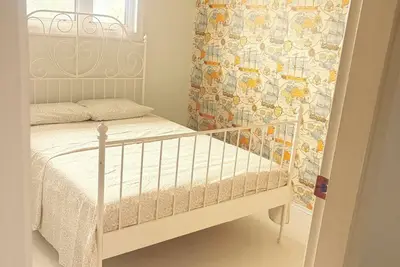 Image de 4 bedroom  house availablein west end