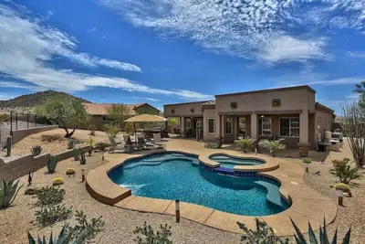 Image de Luxurious Private Executive Resort Style Desert Oasis  Str#0000465