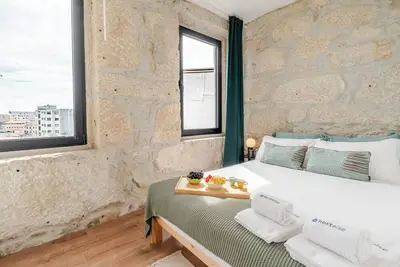 Image de Cosy Studios with Garden Retreat by HostWise