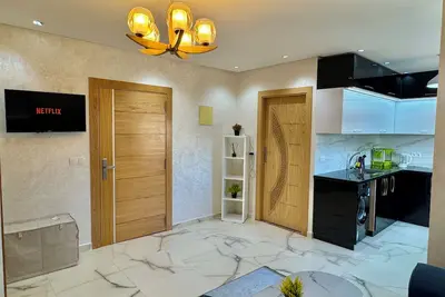 Image de Lively Coastal Escape