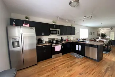 Image de WaveRunner Pro Cleaned Self Check in Sleeps 15