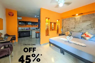 Image de Amorous Escape / 500m to Award Winning Beach / Memory Foam King Bed / Kitchen Ac