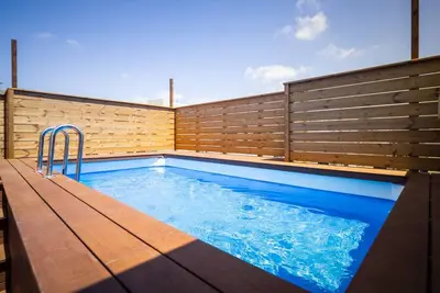 Image de Luxury Beach Penthouse and Pool by the beach