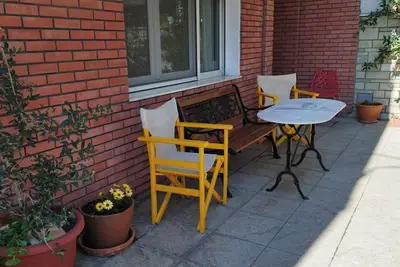 Image de 2-bedroom a living room apartment with yard and parking stasion at Thessaloniki