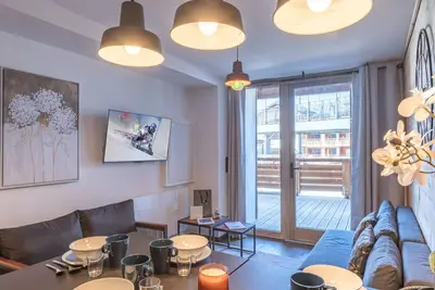 Image de Appartement neuf, proche pistes, retour skis aux pieds, terrasse sud