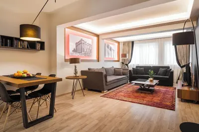 Image de Acropolis Boutique Residence | Falirou Str. 35. Athens 11742, Bill & John Apartments & Villas