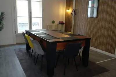 Image de Le St Denis: Hypercentre, billard, 4ch, 8p